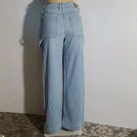 American Eagle Outfitters Light Blue Flare Jeans - Picture 6 of 16